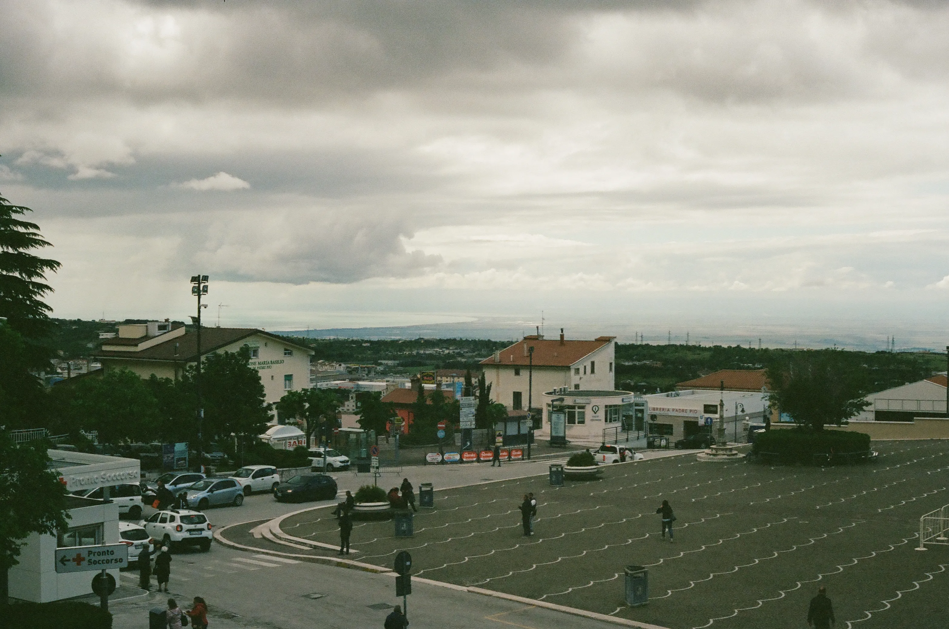 Film photograph 15 from Roll 5